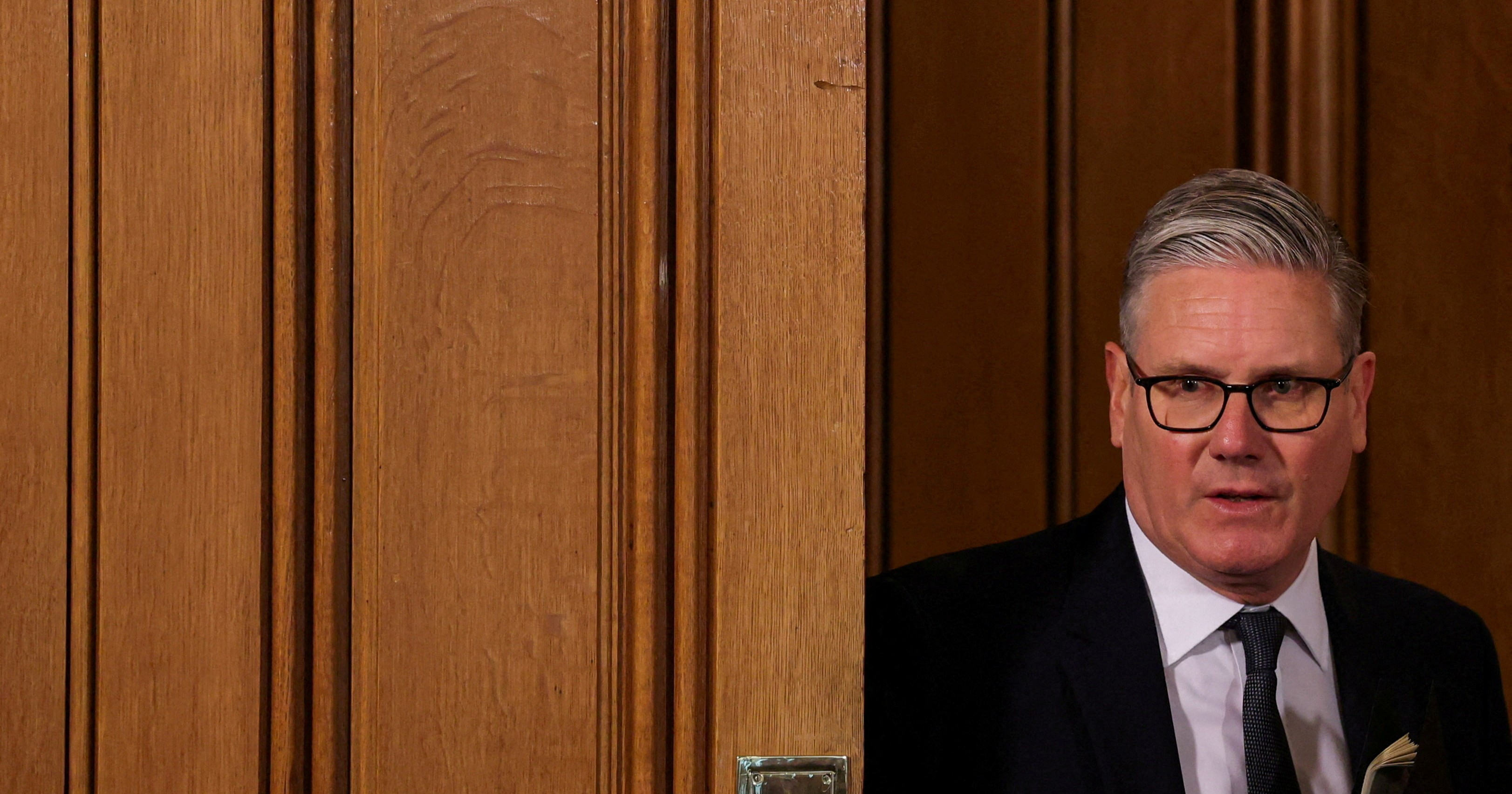Diputados laboristas del Reino Unido solicitan la salida Keir Starmer