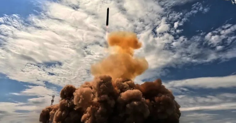 Rusia presenta ‘Sarmat’, el misil balístico más poderoso del mundo