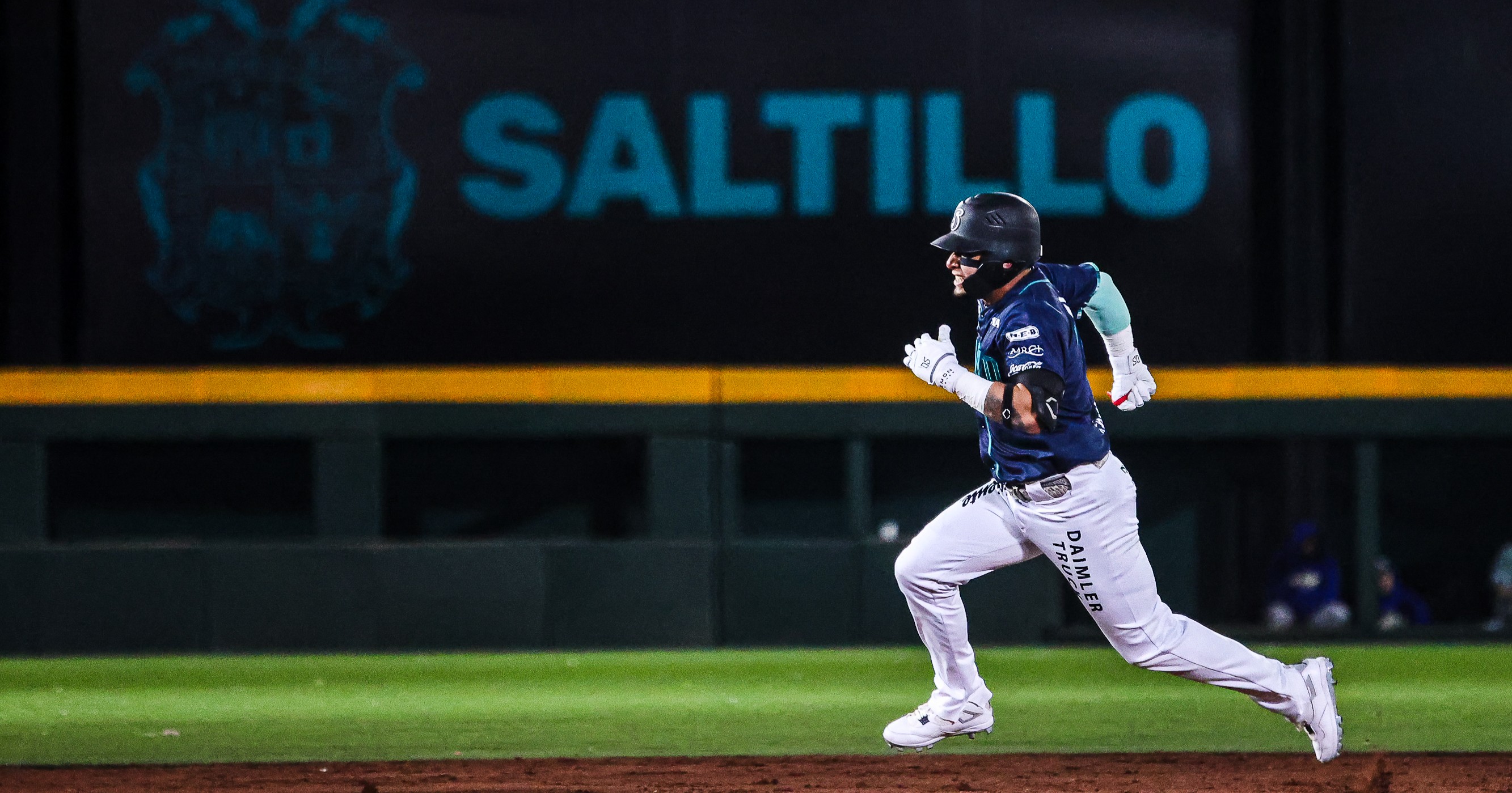 Saraperos vencen a los Charros y se llevan la primera serie de la temporada 