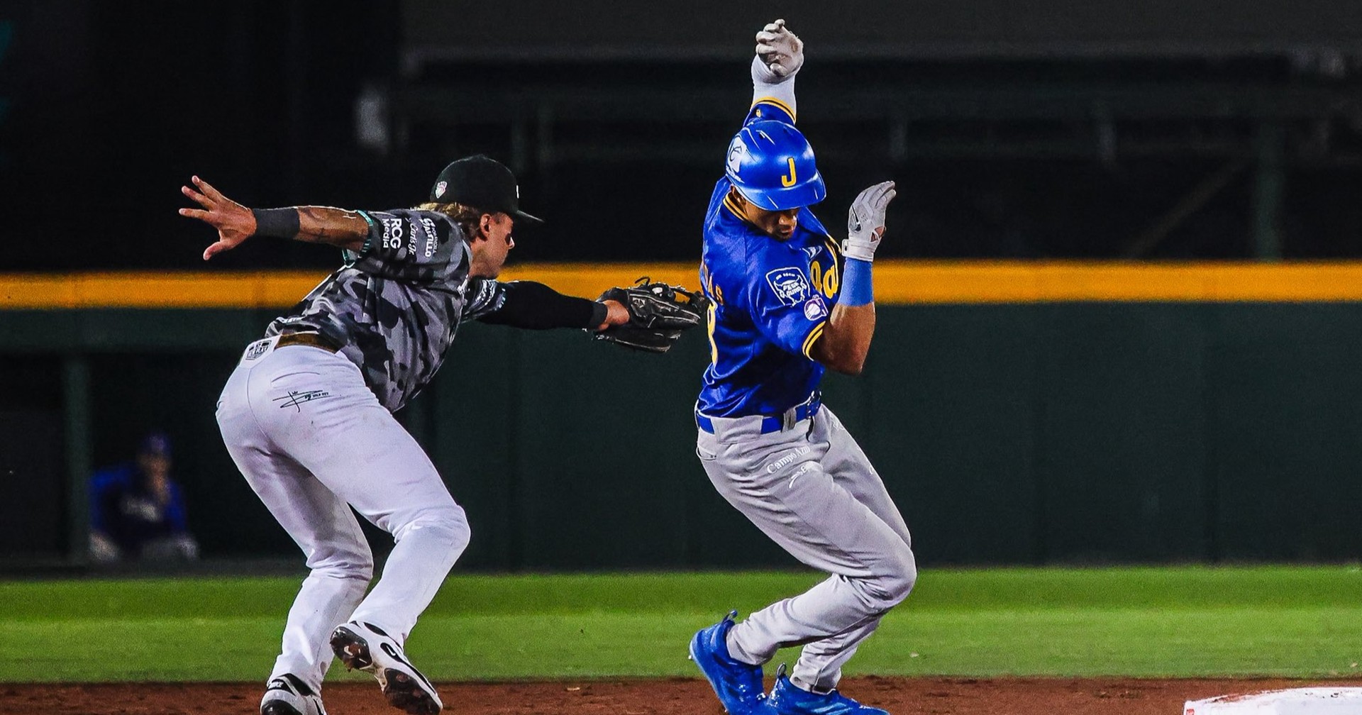 Saraperos cae contra Charros, pero se lleva la serie por 2-1 