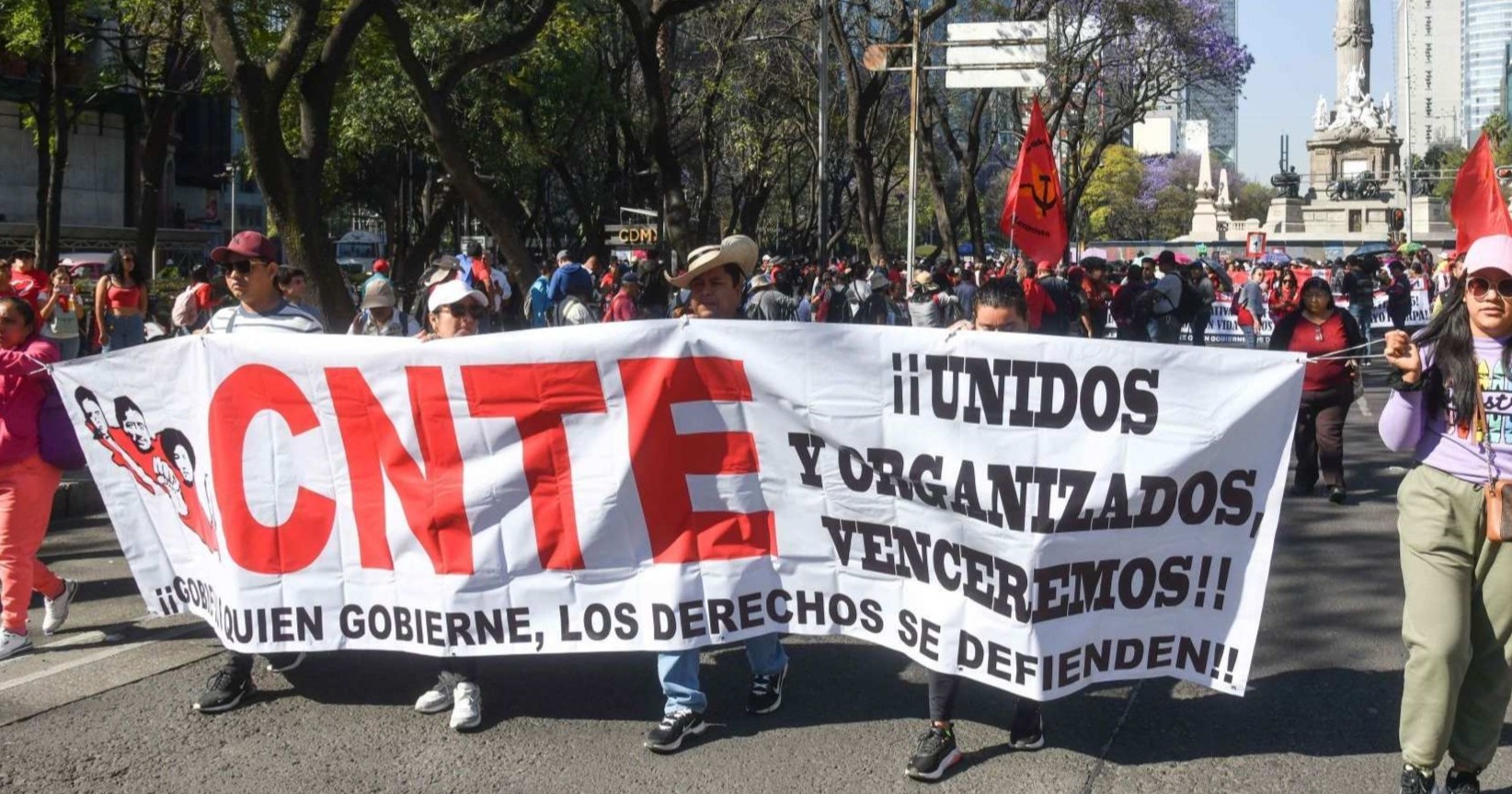 CNTE va a huelga nacional; amaga con plantón en el Zócalo