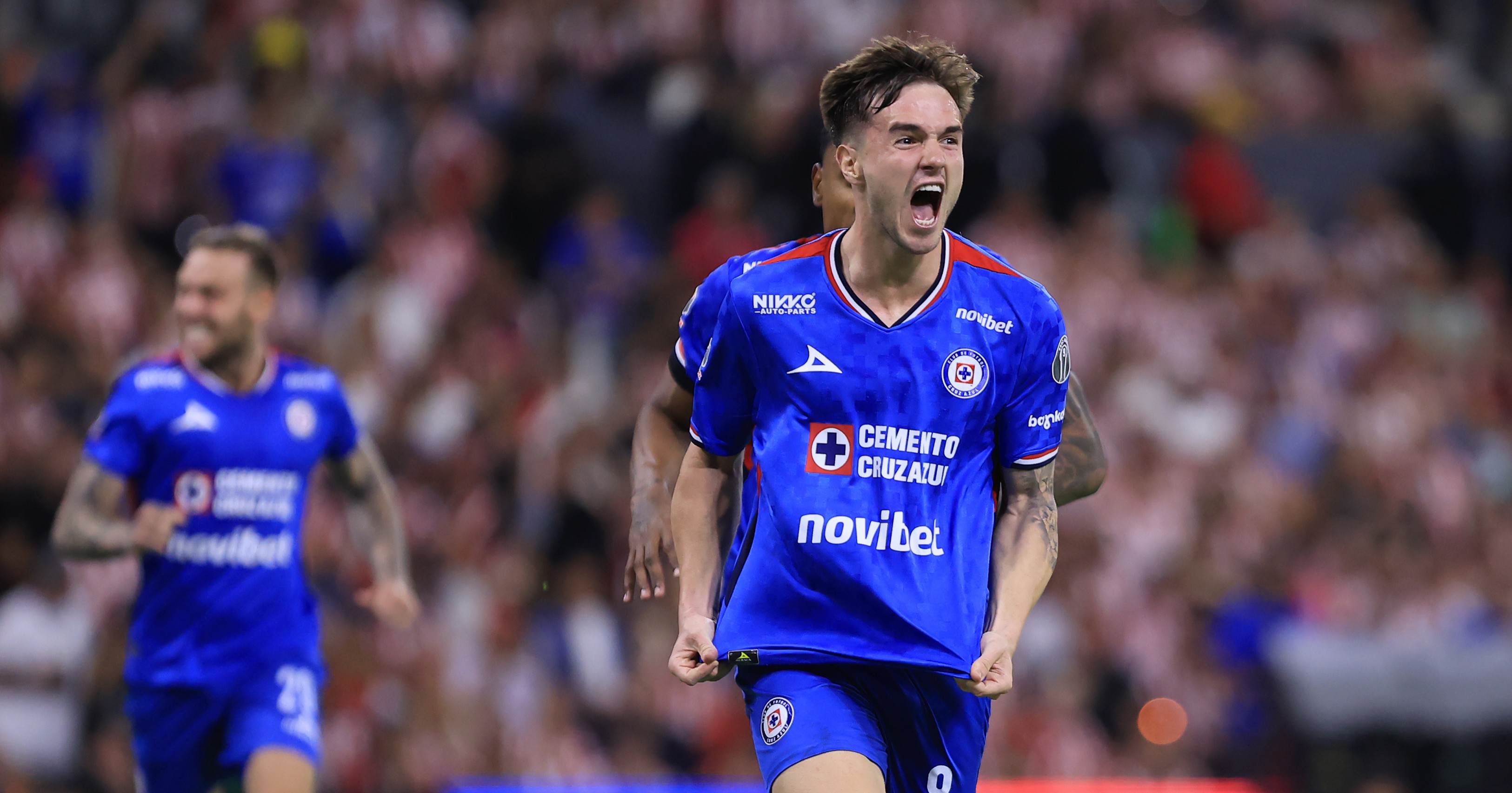    Cruz Azul vence a Chivas en el Estadio Jalisco y avanza a la final del Clausura 2026 