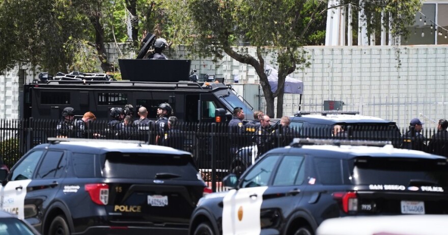 Tiroteo en Centro Islámico de San Diego deja cinco muertos; investigan crimen de odio