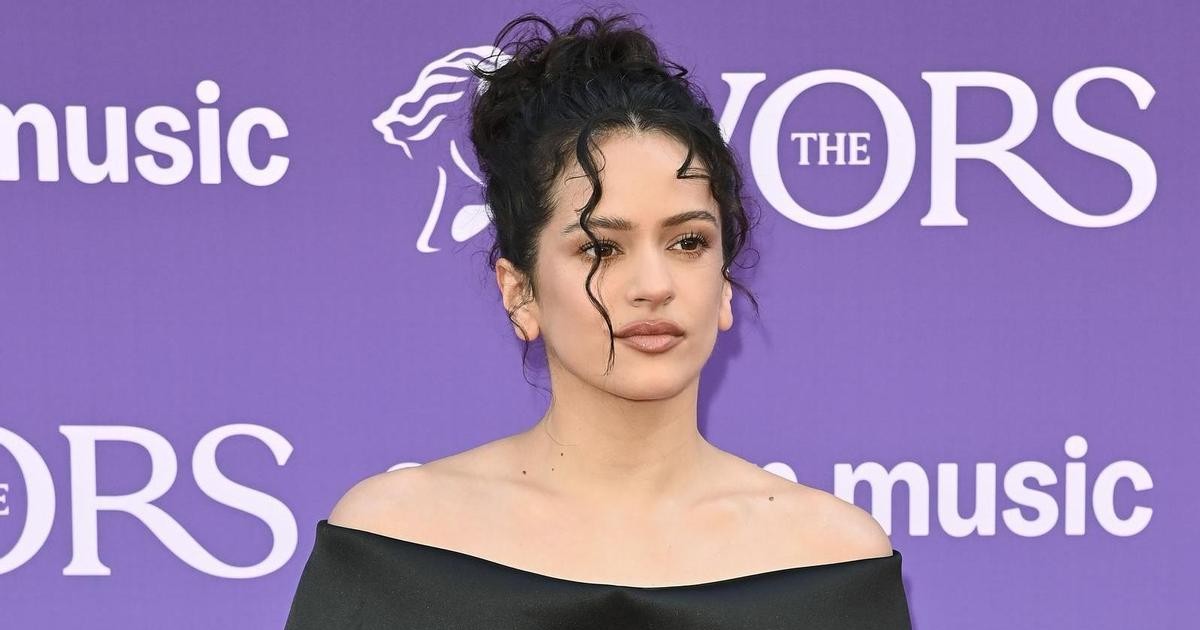 Rosalía recibe prestigioso Premio Ivor Novello en Londres
