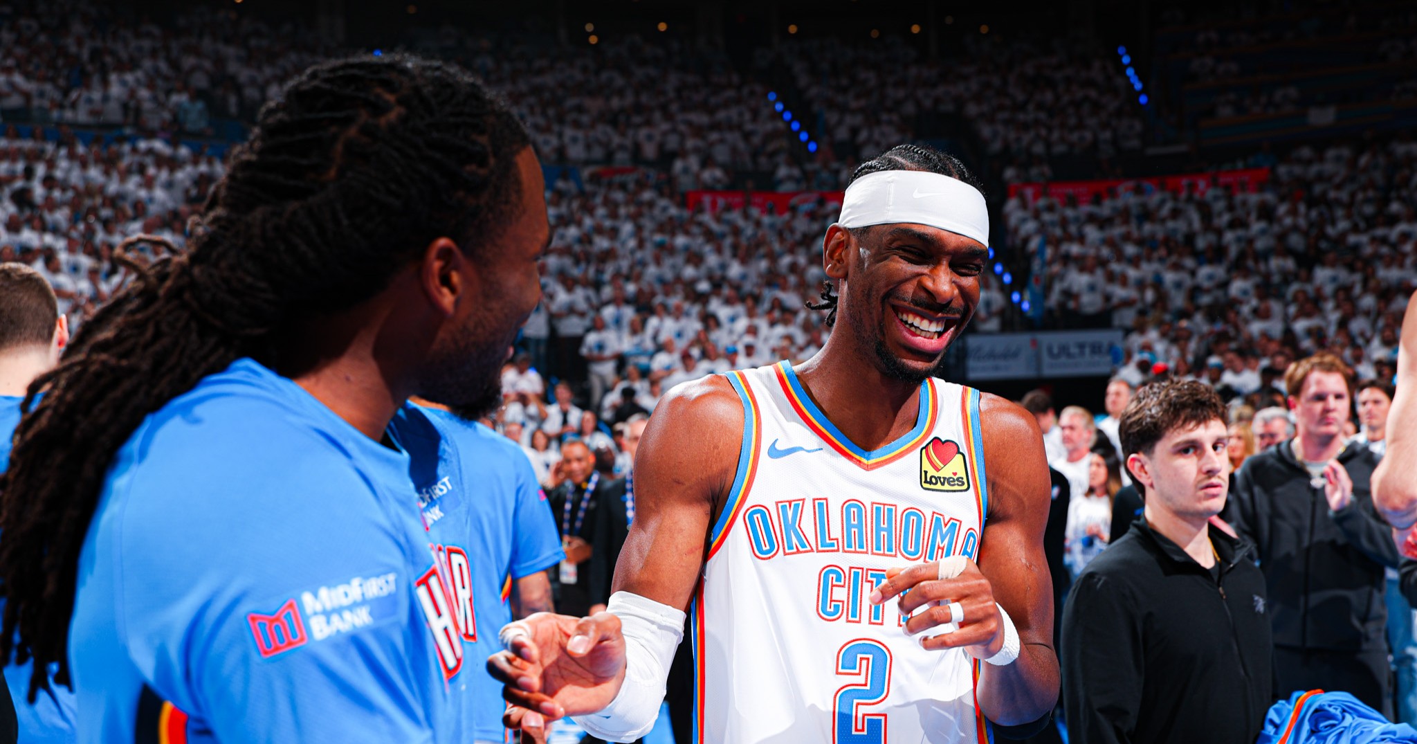 ¡A un paso de la final!; Shai Gilgeous-Alexander lidera el triunfo del Thunder sobre los Spurs