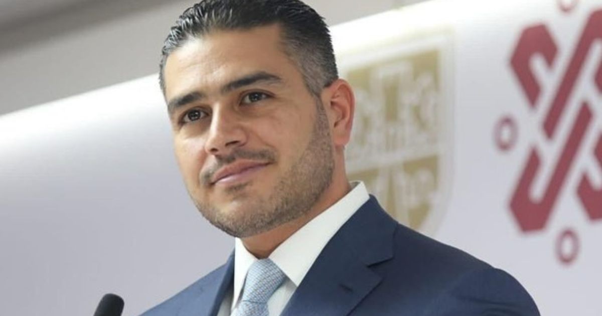 Omar García Harfuch  se baja de la contienda por la Presidencia en 2030