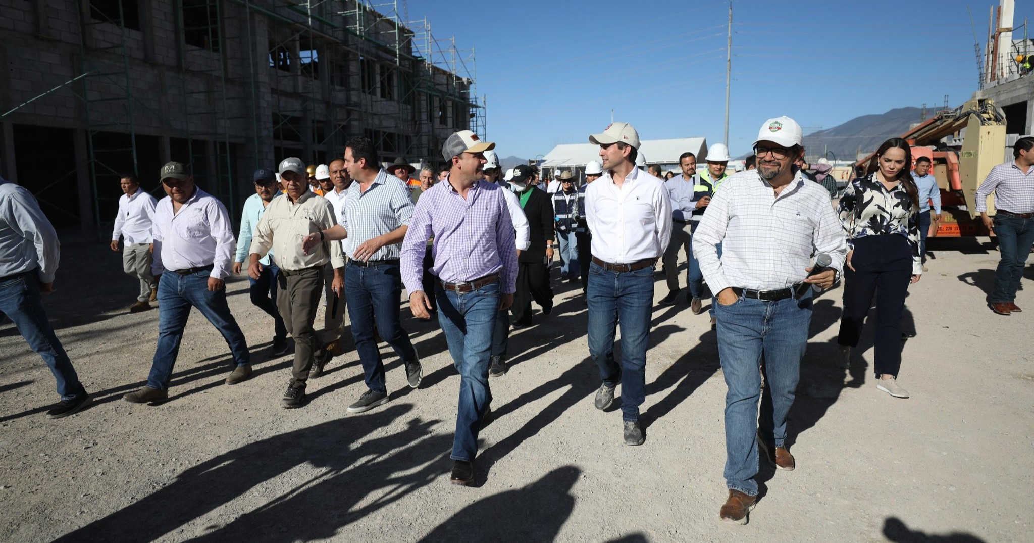 Gobernador Manolo Jiménez supervisa obras de la primera etapa de Expo Coahuila 
