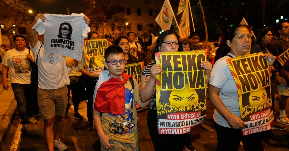 Protestan en Perú contra nueva candidatura de Keiko Fujimori