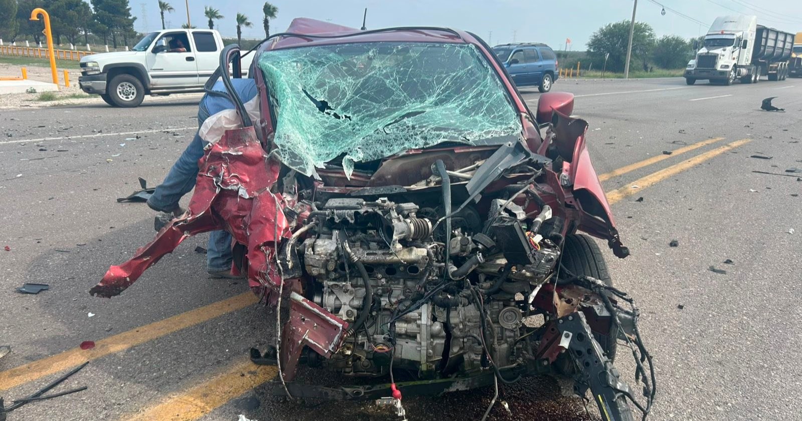Se queda dormido y provoca choque en la carretera federal 57