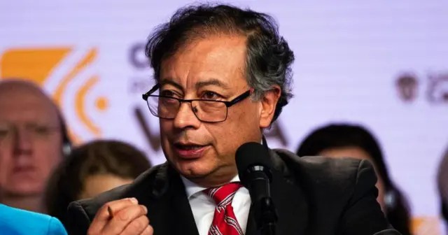 Gustavo Petro acusa al gobierno de Washington de aliarse con el narcotráfico