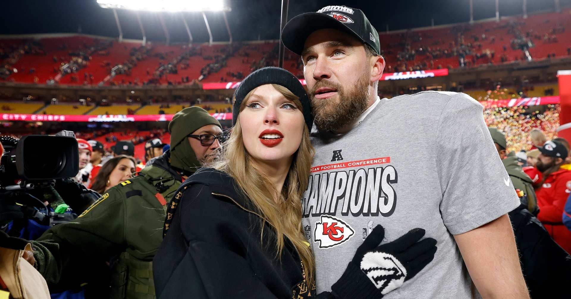 Taylor Swift y Travis Kelce preparan presunta boda en Nueva York