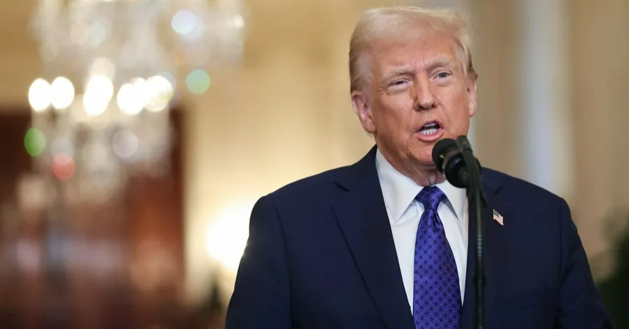 Trump acusa a Irán de derribar helicóptero de EE.UU. en Ormuz
