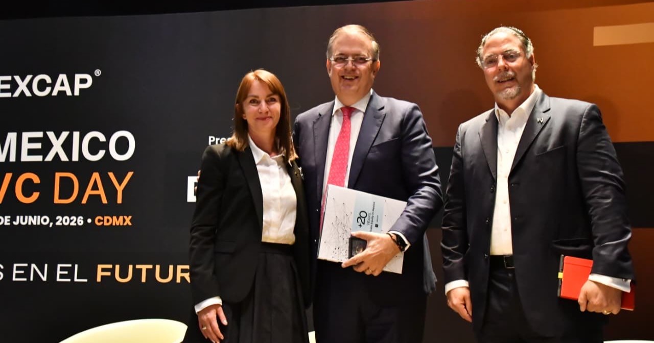 México podría multiplicar 25 veces su producción de chips: Ebrard