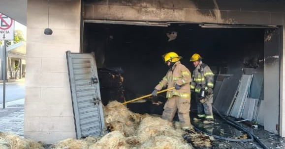 Incendio en zapatería moviliza a cuerpos de emergencia en Torreón