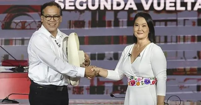 Elección presidencial de Perú sigue sin definirse 