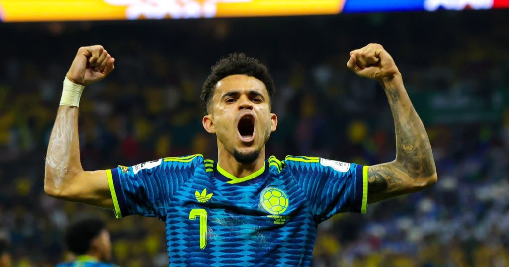 Colombia impone su jerarquía y supera a una combativa Uzbekistán en su debut