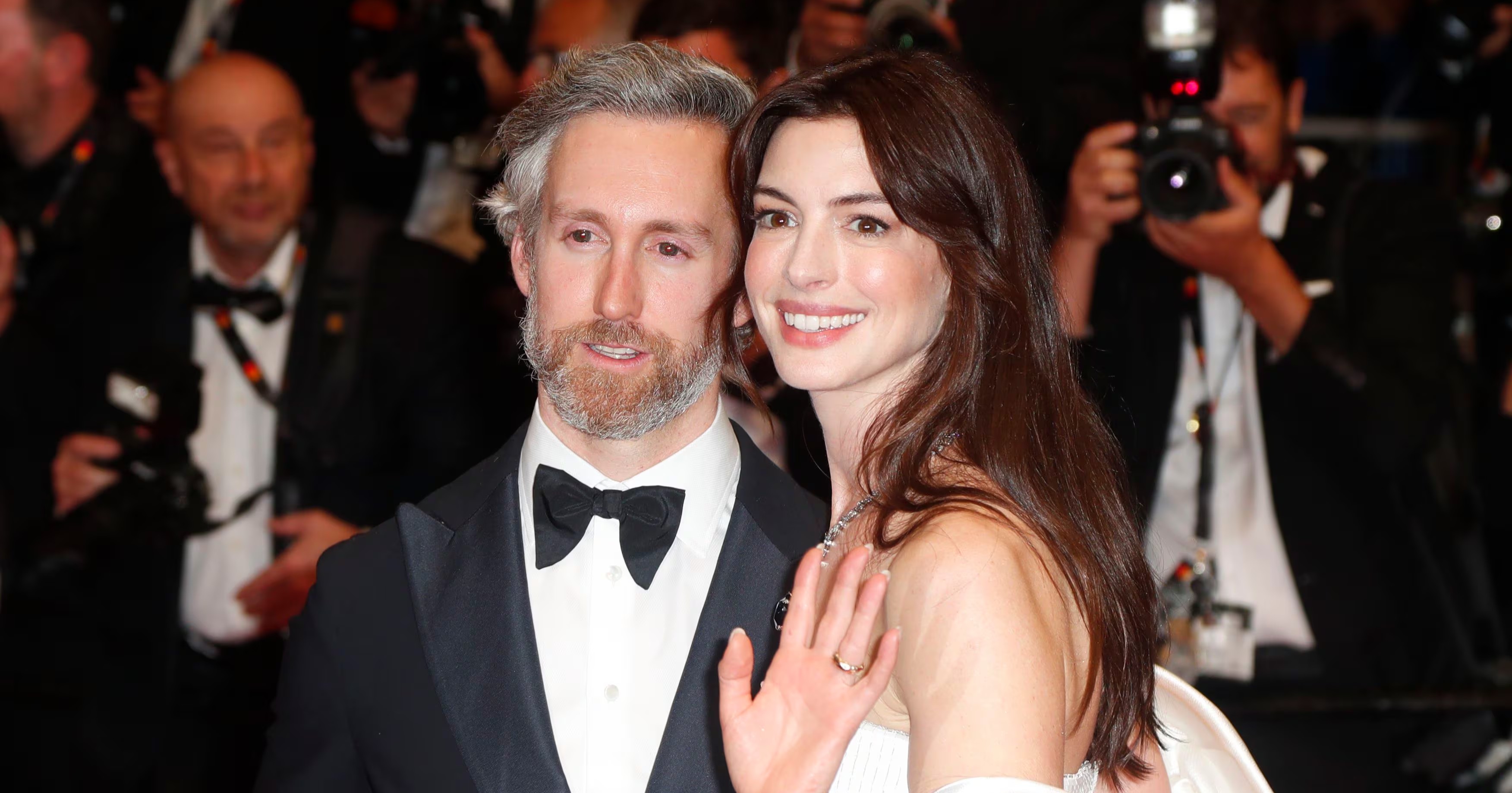 ¡Está embarazada! Anne Hathaway espera a su tercer hijo junto a Adam Shulman
