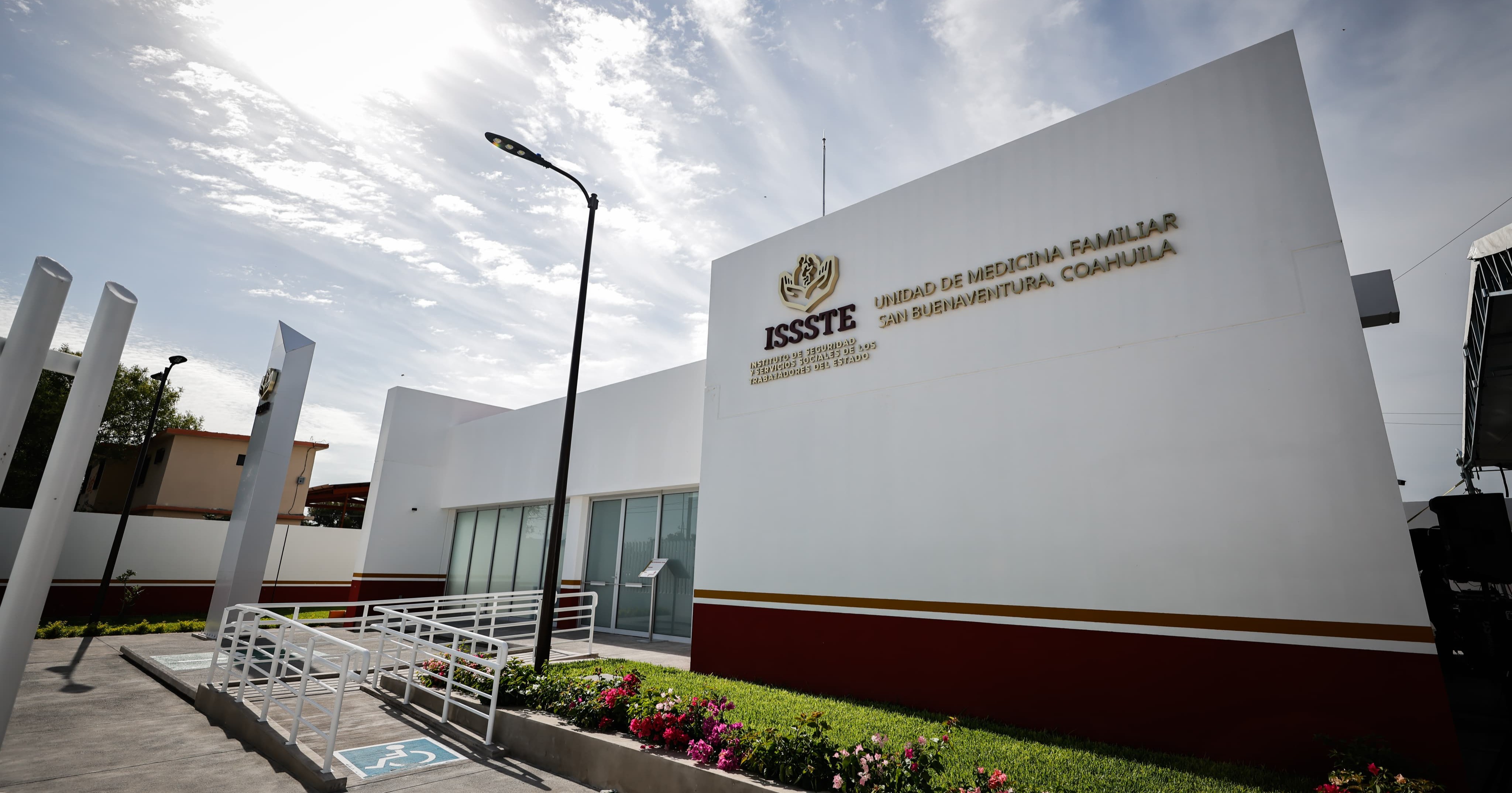 ISSSTE crece y se transforma: inauguran UMF de San Buenaventura, Coahuila 