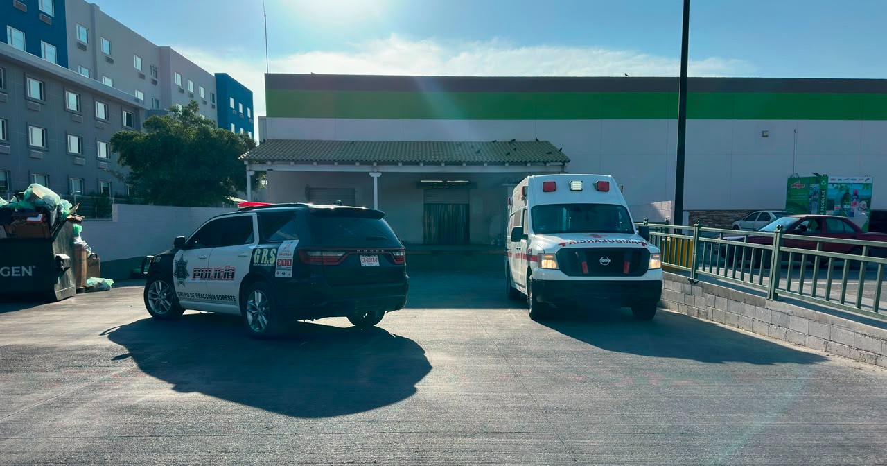 Trabajadora cae de escalera y queda inconsciente en tienda de Saltillo