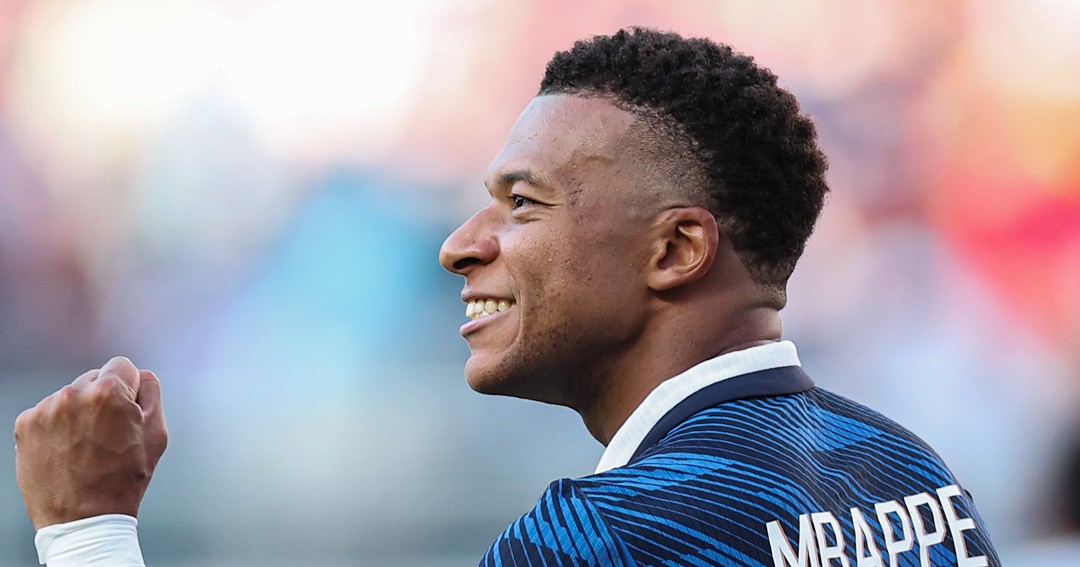Mbappé denuncia insultos racistas de una senadora paraguaya; el Real Madrid condena los ataques y Francia abre una investigación