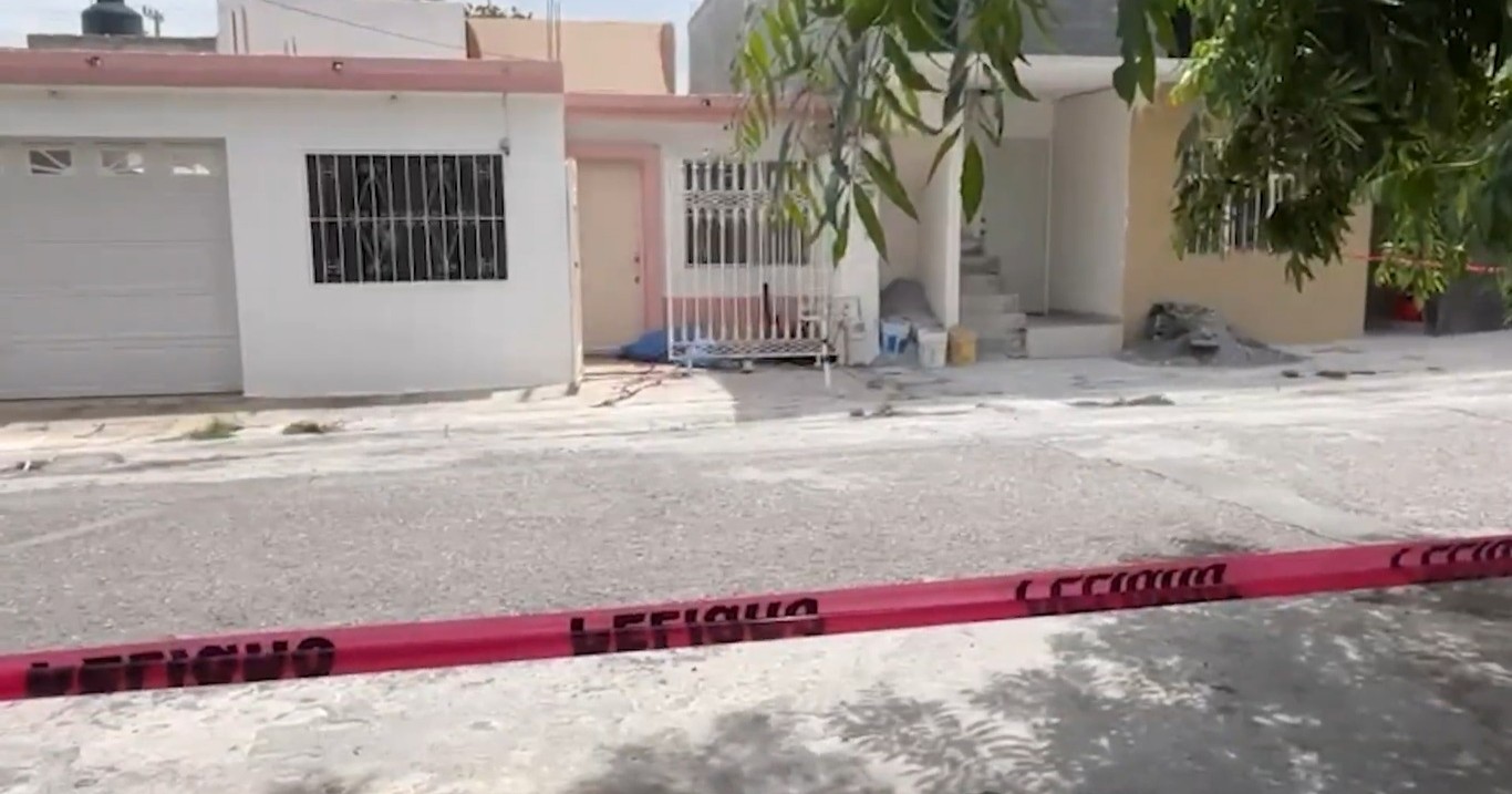 Albañil pierde la vida al sufrir una caída de azotea