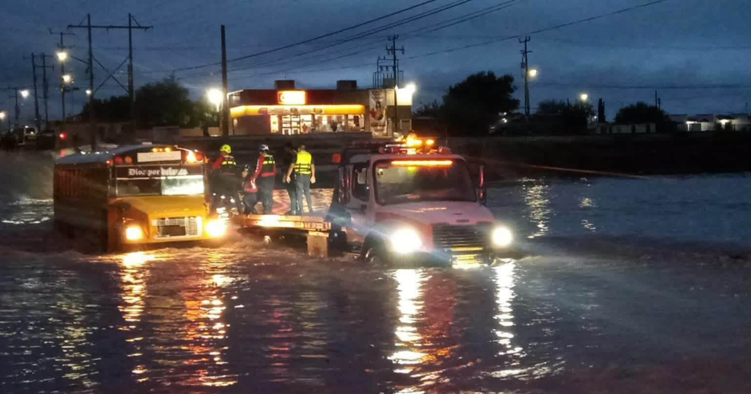 Por segundo día consecutivo lluvias colapsan vialidades en Ciudad Acuña