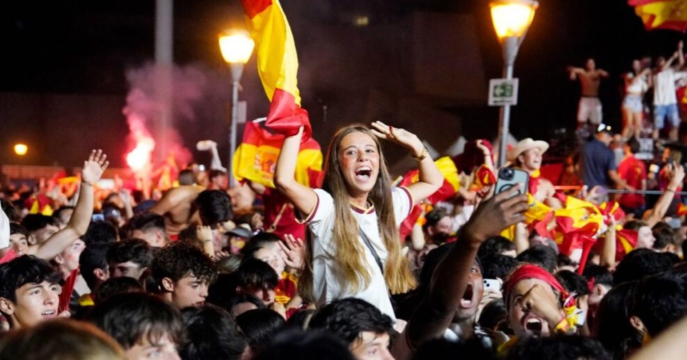 España celebra en las calles su segundo título mundial
