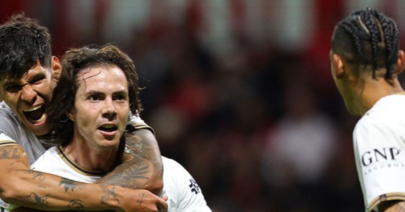 ¡Ley del ex!; Pumas le dio la vuelta a Toluca en el Infierno y se lleva la victoria por 2-1 