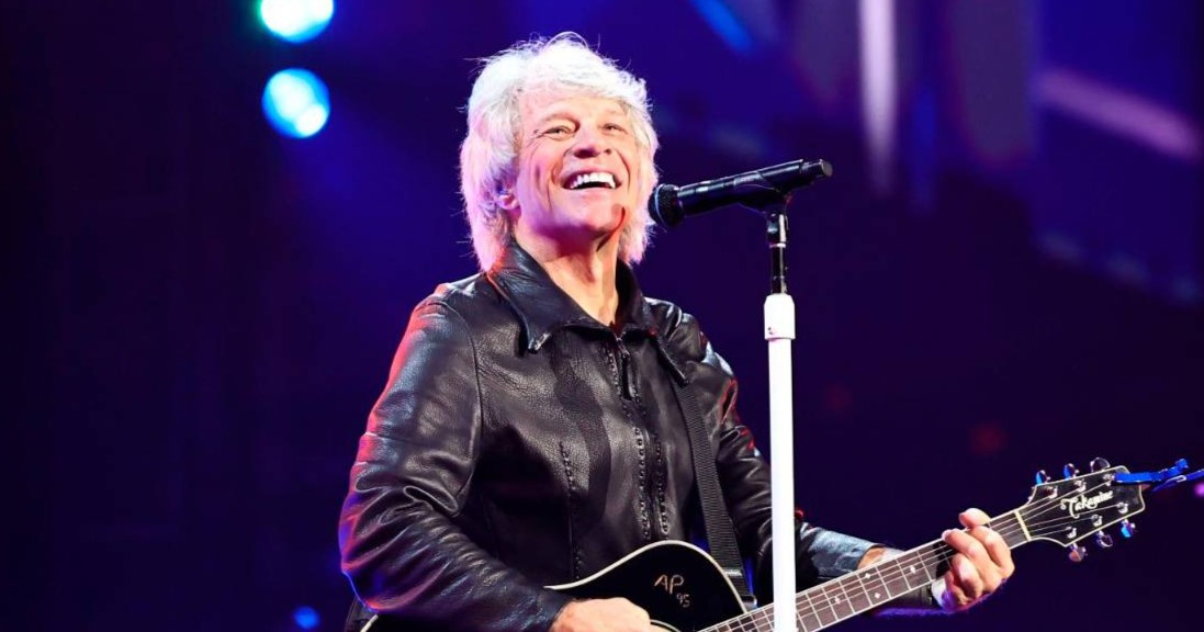 Jon Bon Jovi cancela concierto en pleno escenario por problemas de salud