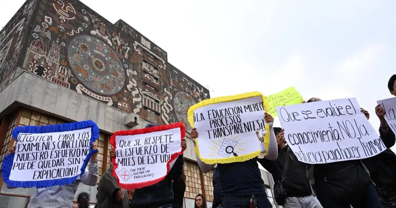 UNAM inicia revisión de exámenes de admisión 2026