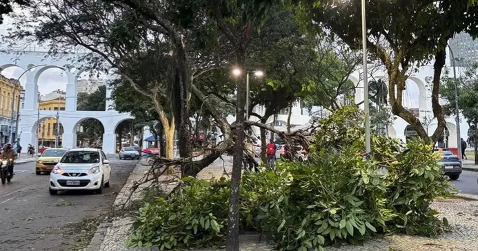 Temporal deja cinco muertos y daños en Brasil