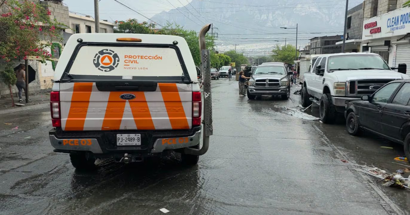 Intensas lluvias provocan afectaciones en Nuevo León