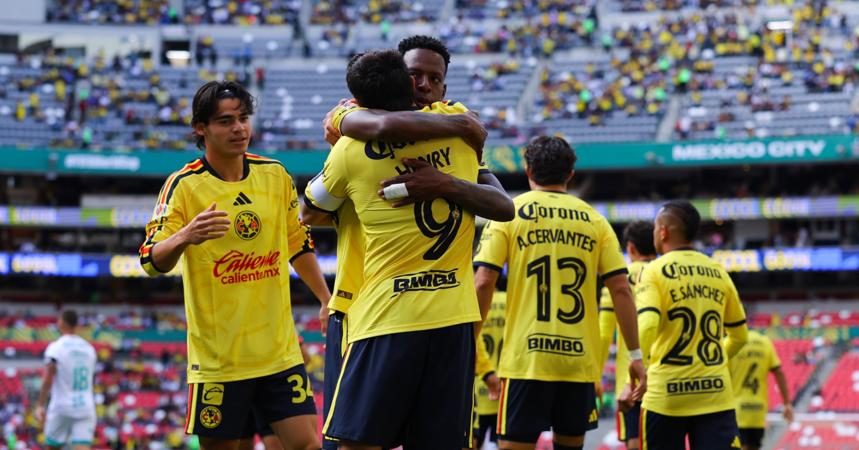¡Nuevo líder!; América golea 3-0 a Santos Laguna y llega a la cima de la tabla general 