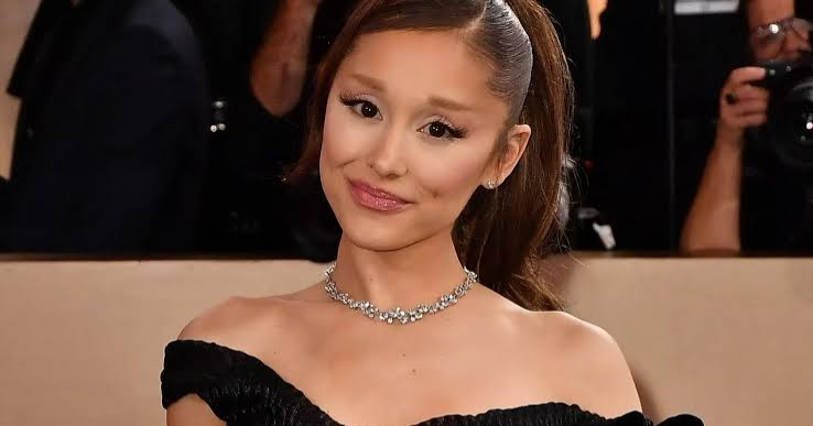 Ariana Grande aclara que su retiro ya estaba planeado