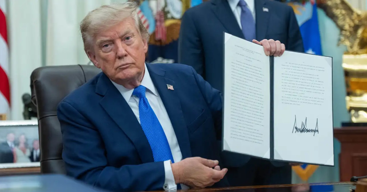 Donald Trump anuncia nuevas medidas para frenar la ciudadanía por nacimiento