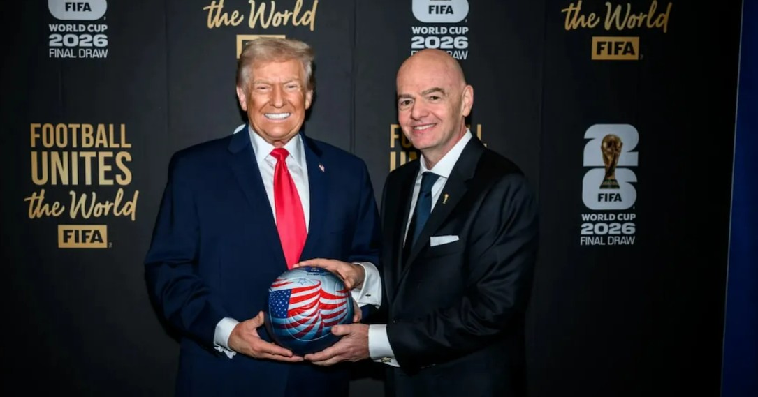 Donald Trump defiende a Gianni Infantino ante exigencias de renuncia en la FIFA