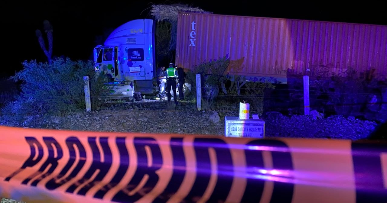 Trailero pierde la vida tras sufrir infarto en la carretera Saltillo-Zacatecas
