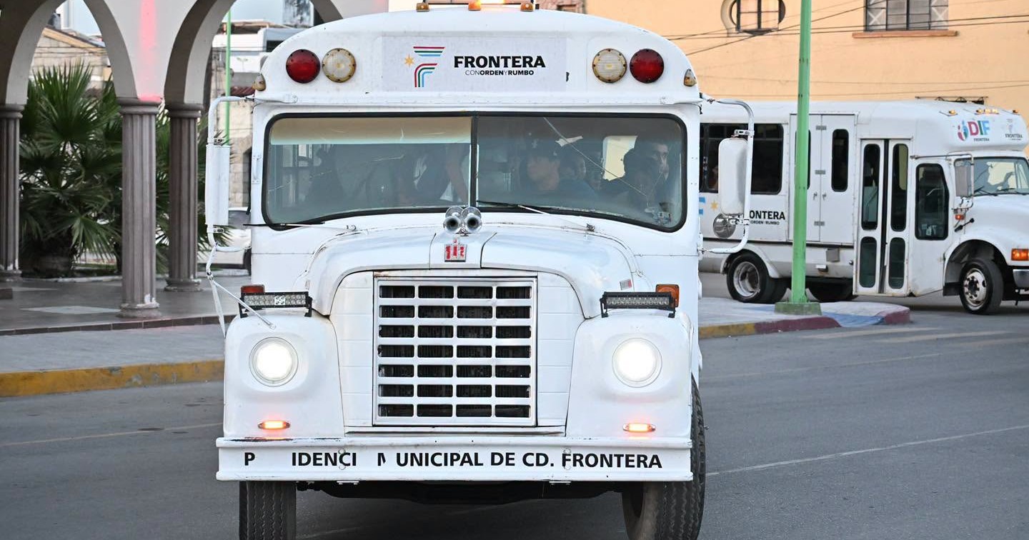 Arranca programa de transporte gratuito EstudiaBus 2026 en Frontera