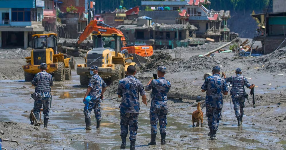 Aumentan a 362 los fallecidos y mil 400 los desaparecidos por inundaciones en el Tíbet