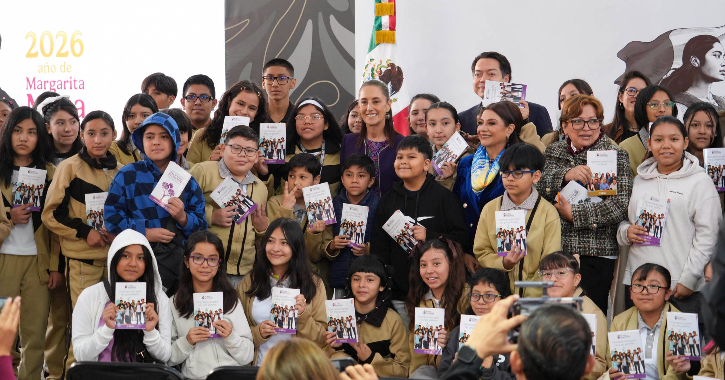 Presidenta Sheinbaum lanza 'El ABC de las emociones' en escuelas