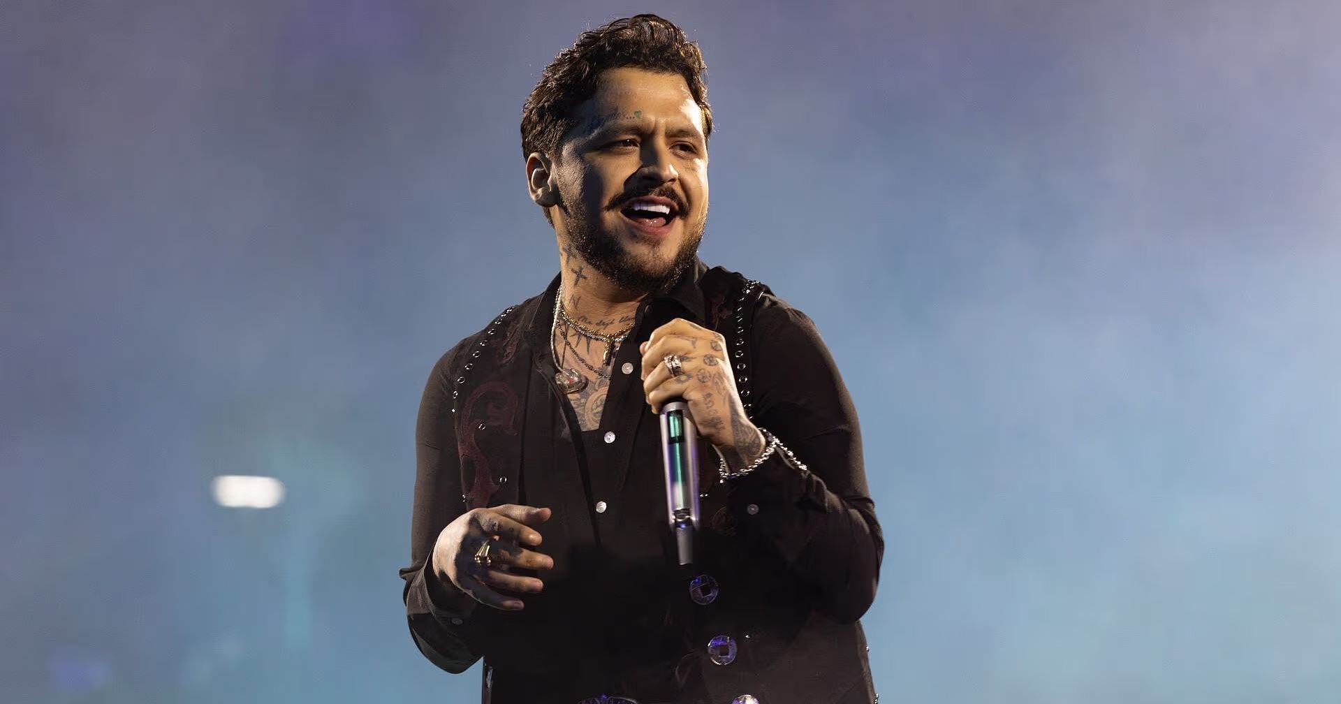 Alertan por falso concierto de Christian Nodal en Nuevo León