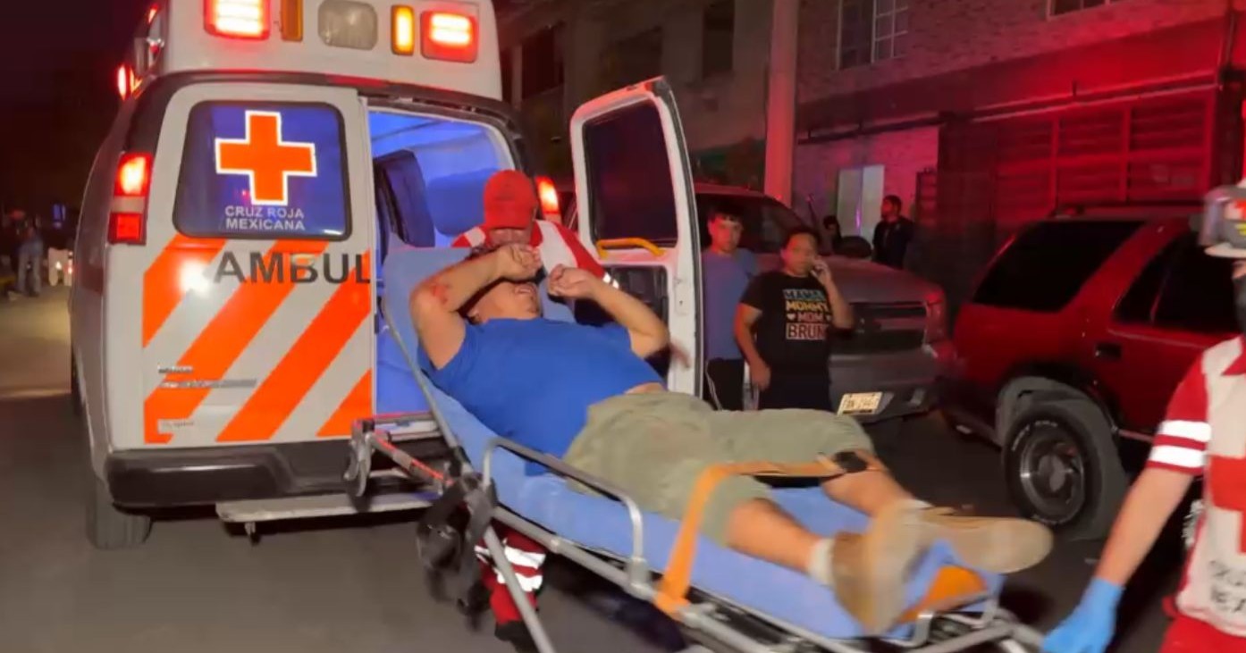 Ebrio cae de cuatrimoto y termina con golpes en la cabeza