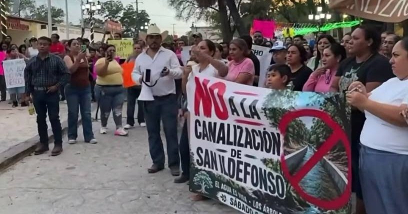 Vecinos y ejidatarios de Zaragoza protestan en defensa del agua y los manantiales