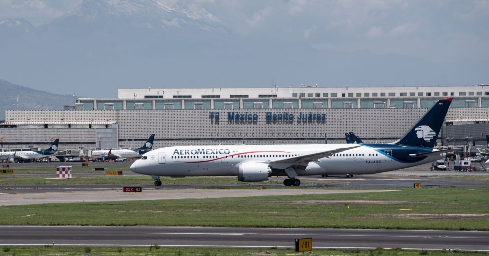 Suspenderá AICM operaciones aéreas el 16 de septiembre por desfile militar
