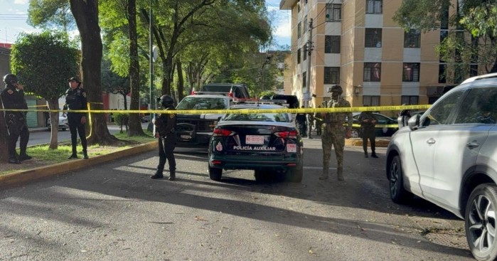 Asesinan a tiros a joven a las afueras del CETIS 33 en Azcapotzalco