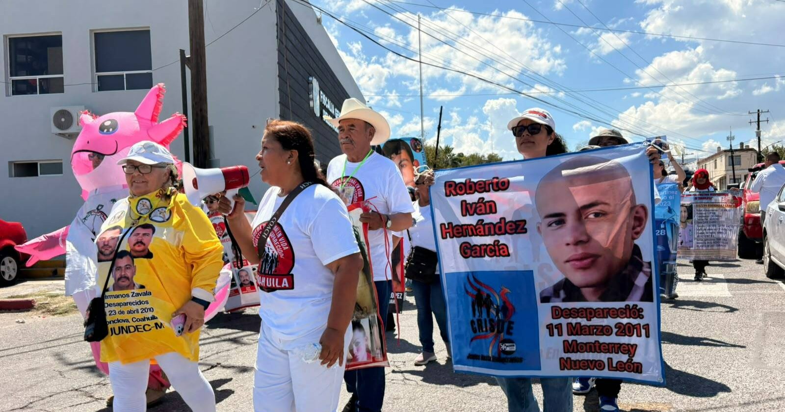 Madres buscadoras realizan marcha pacífica en Monclova por personas desaparecidas