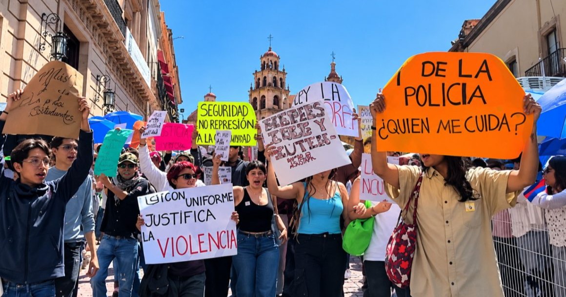 Exigen justicia alumnos de la Universidad de Guanajuato tras detención de cinco compañeros