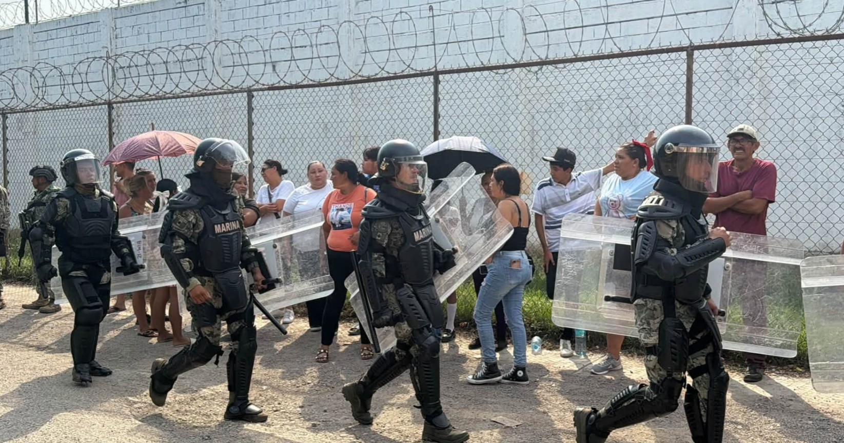 Riña en penal de Mazatlán deja diez personas fallecidas y 16 heridos