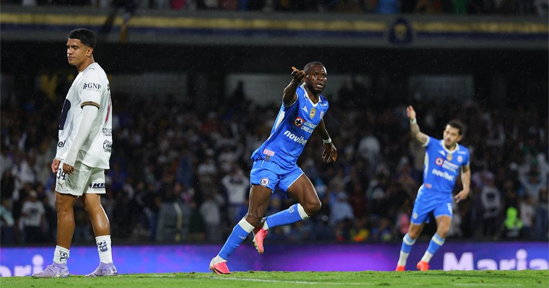 ¡Partidazo en C.U.! Pumas y Cruz Azul firman empate 3-3 marcado por la expulsión de 'Chino' Huerta