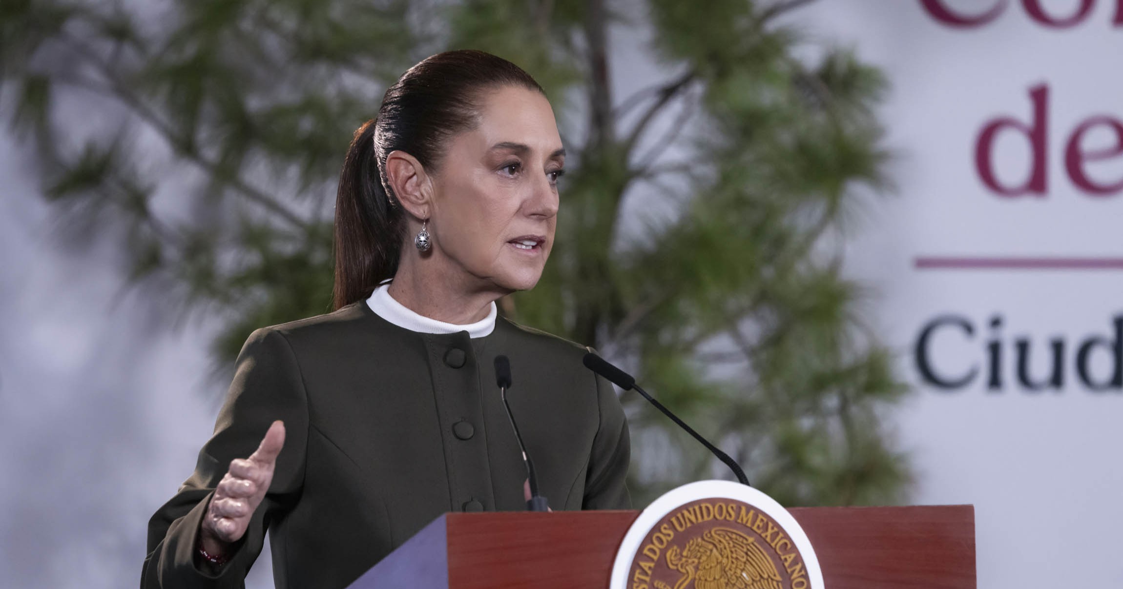 Presidenta Sheinbaum firma decreto para retirar contenido violento de plataformas digitales